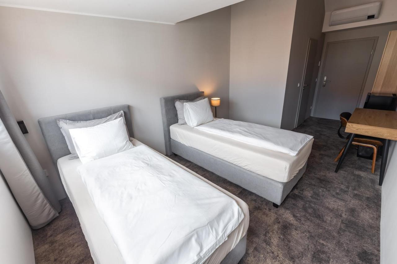 Opera Hotel Марибор Екстериор снимка